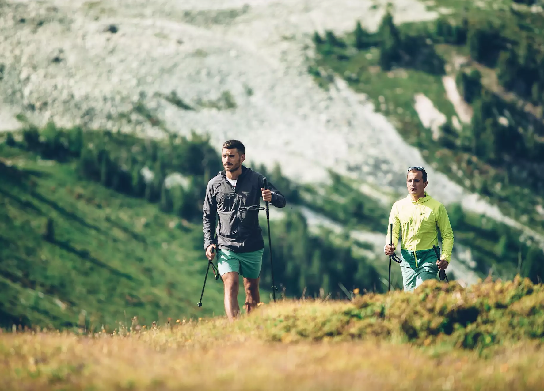 Randonnée dans les Alpes françaises © Club Med La Rosière